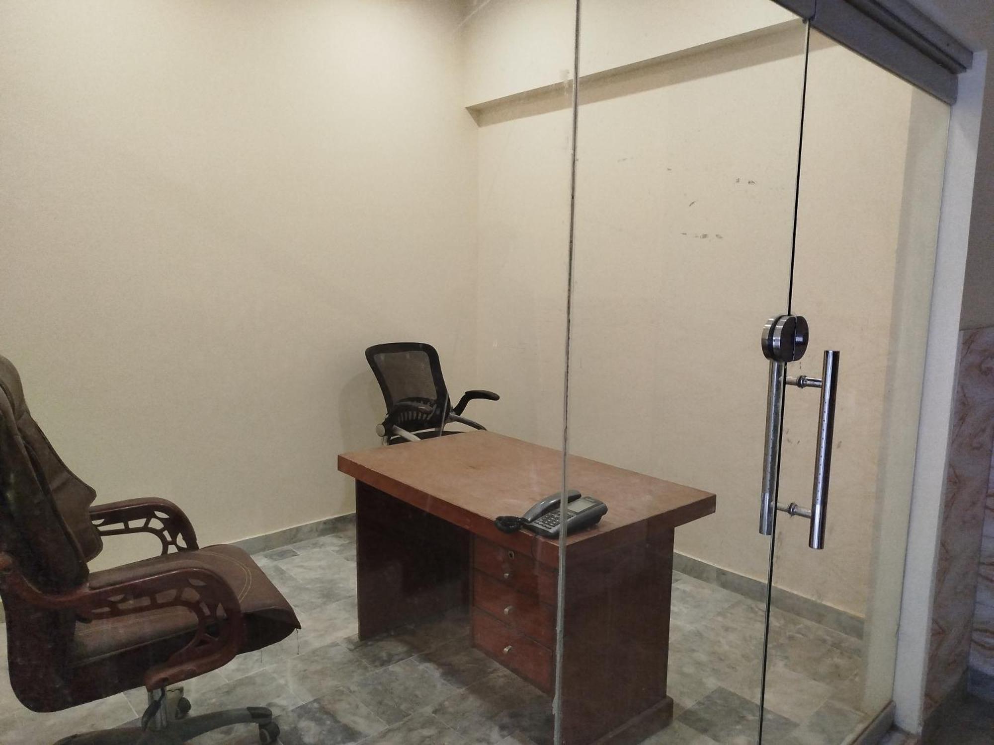 Hotel Crown Plaza, Near Karachi Airport, Darul Sehat Hospital, Dow, Agha Khan And Liaqat Hospital ภายนอก รูปภาพ