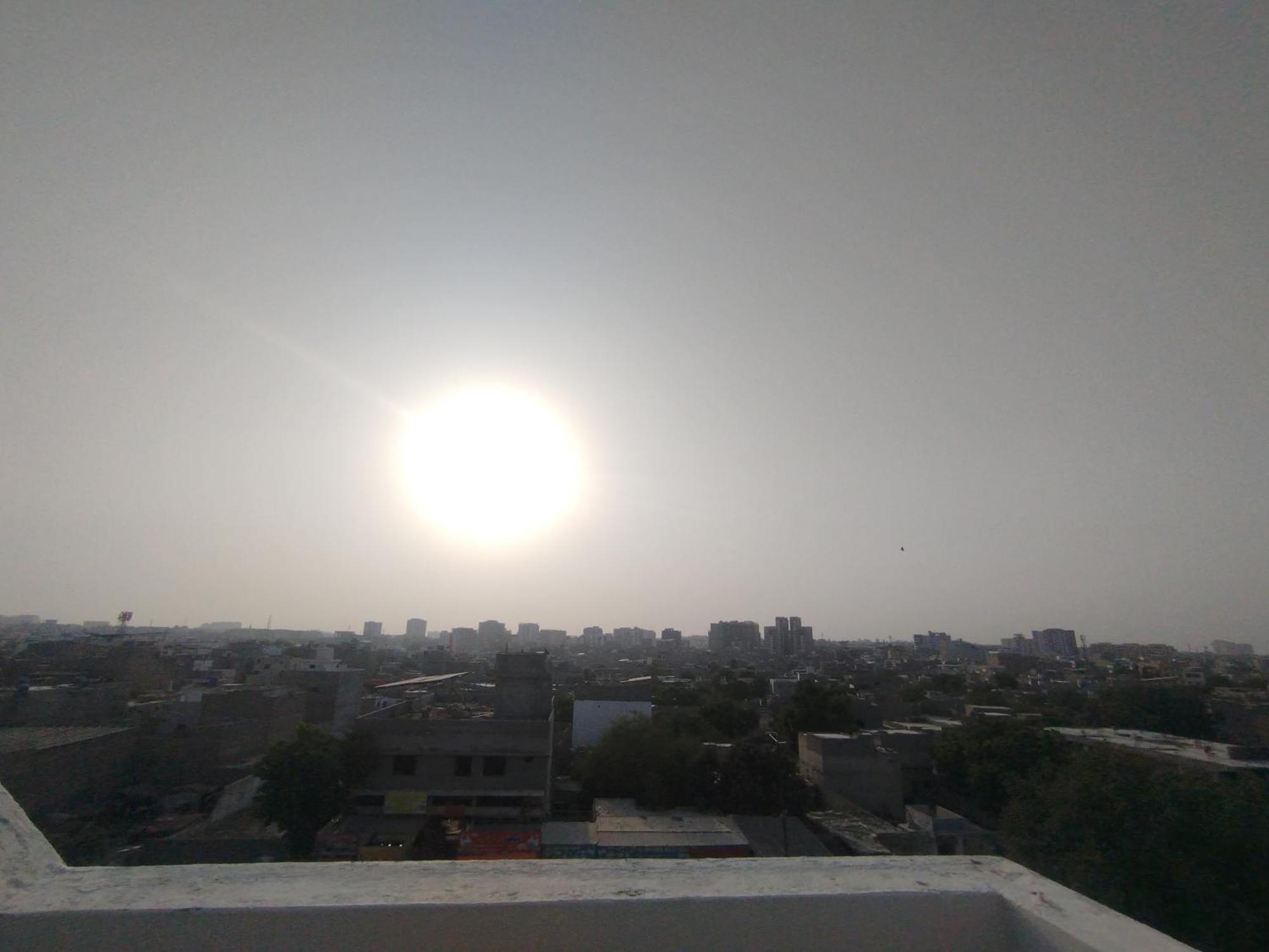 Hotel Crown Plaza, Near Karachi Airport, Darul Sehat Hospital, Dow, Agha Khan And Liaqat Hospital ภายนอก รูปภาพ